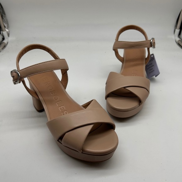 AEROSOLES Shoes - Aerosoles Cosmos Nude Leather Block Heel Platform Sandals Women's 5.5M NEW